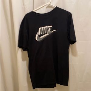 Nike T-shirt